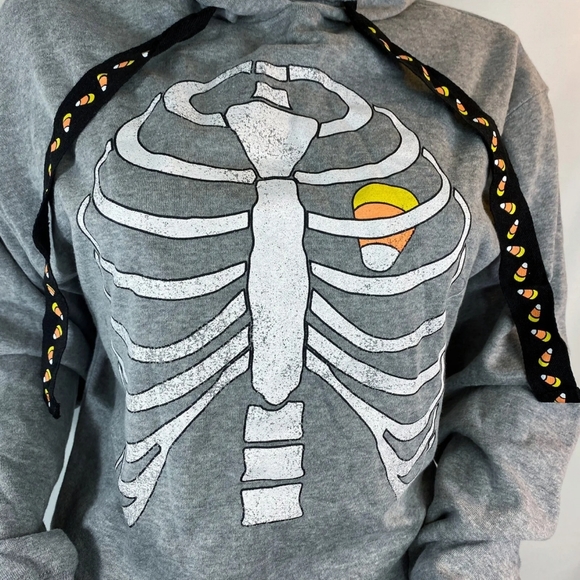 Candycorn sweater - Picture 3 of 9